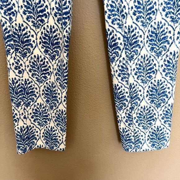 J. McLaughlin Lexi Printed Slim Fit Pants - Picture 4 of 10